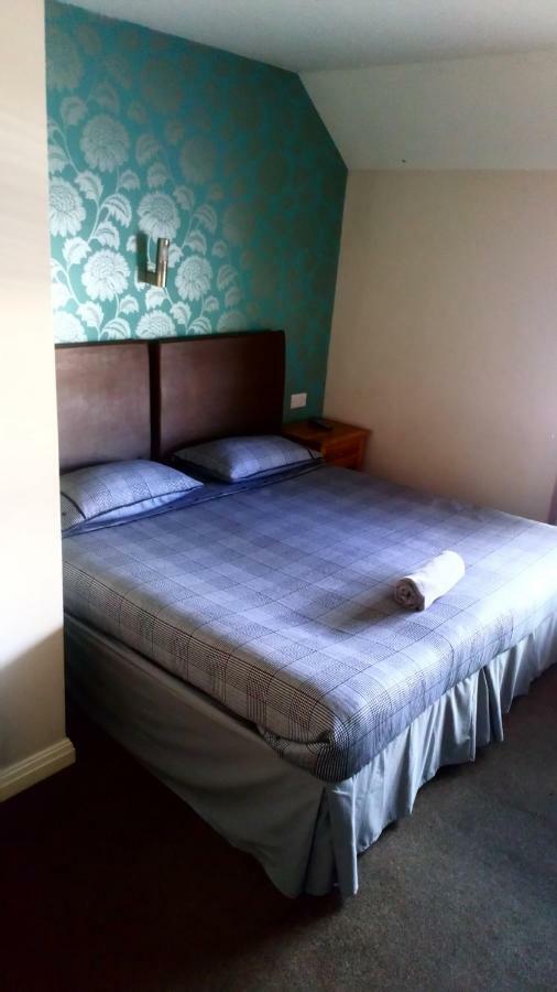 Hotel Duke Of York Hazel Grove Esterno foto