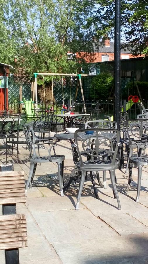 Hotel Duke Of York Hazel Grove Esterno foto